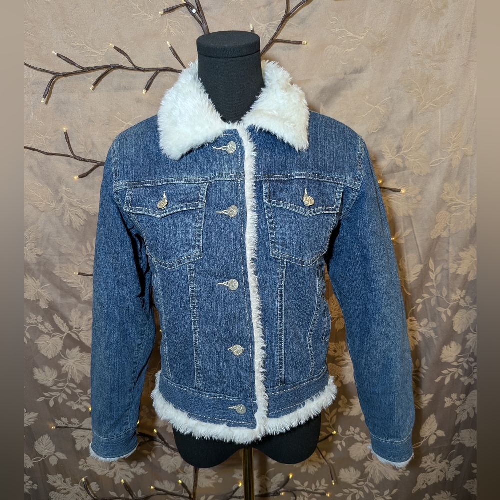 Y&F Sherpa Lined Jean Jacket, Size M, EUC! - Picture 1 of 10